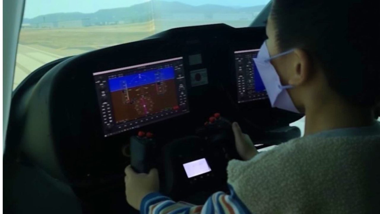 【10歲以上】一日小機長：飛行模擬駕駛體驗
