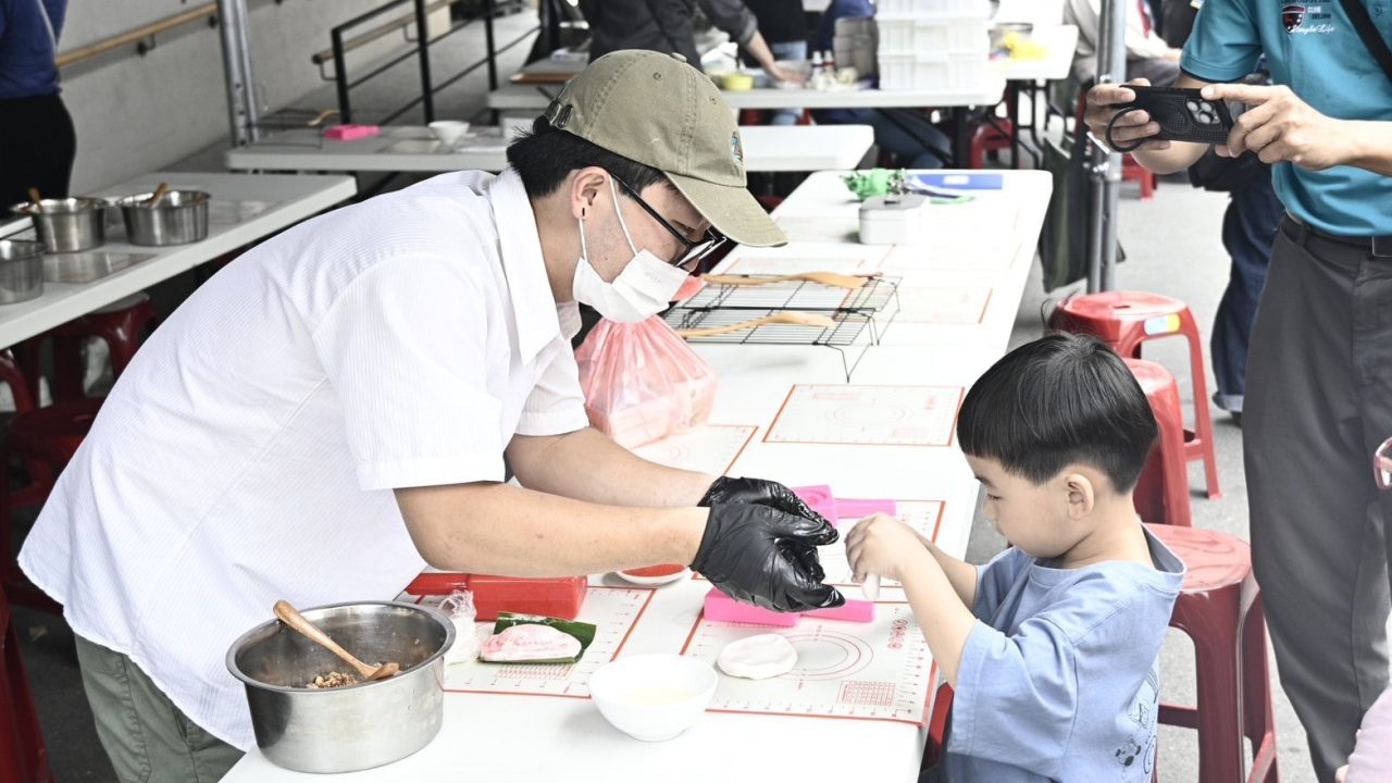 【6~12歲｜彰化】小小做粿師傅：白色紅龜粿 DIY 體驗